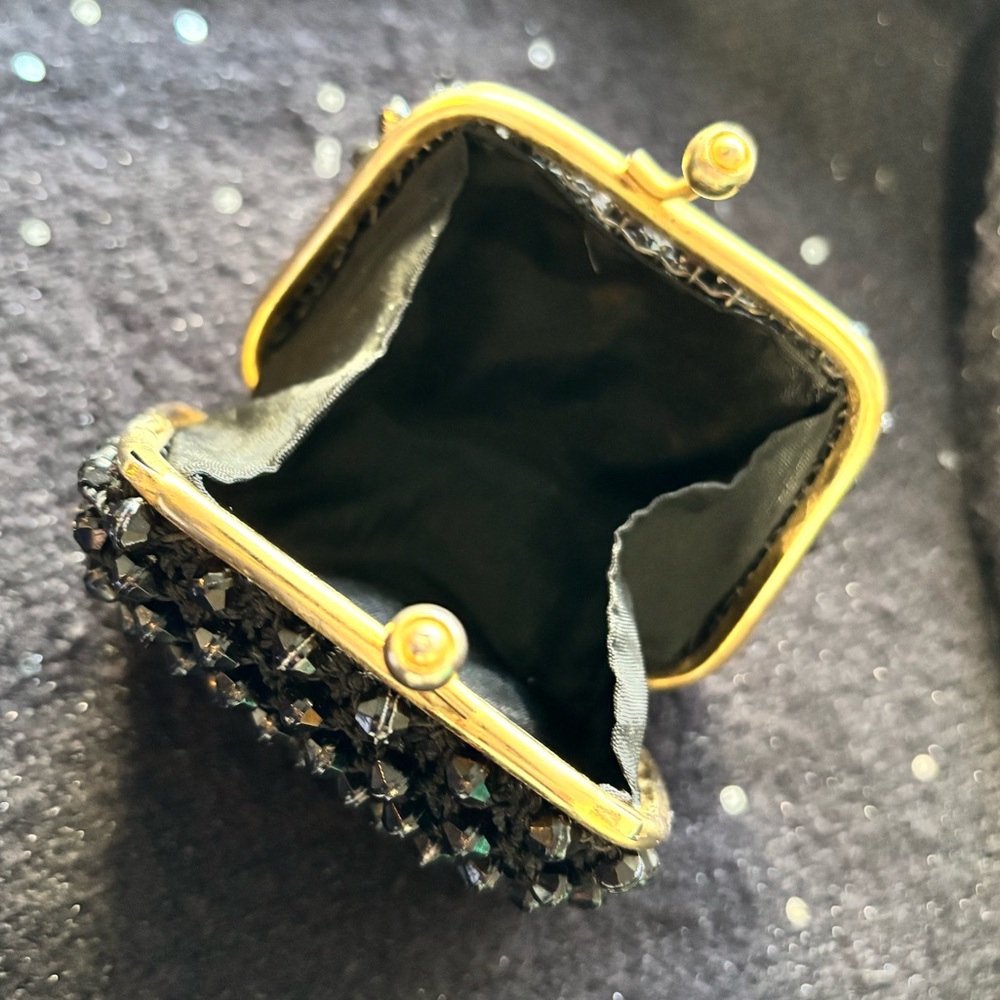 The most ADORABLE beaded kiss lock TINY MINI coin purse JEWELRY BOX handbag - Picture 3 of 9